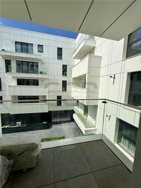 Rond Alba Iulia, Decebal, apartament 2 camere lux, totul nou, prima inchiriere, loc parcare.